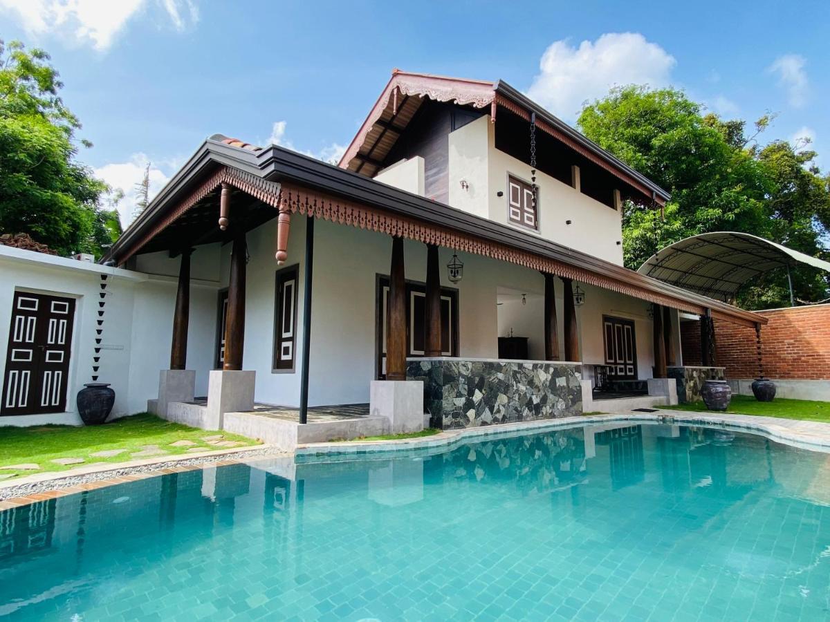 Thaprobana Villa Tangalle - Private Villa Exterior foto